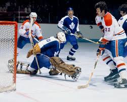 The rivalry between the montreal canadiens and the toronto maple leafs is historic. Montreal And Toronto S Rivalry Makes A Muted Return To The Playoffs The New York Times