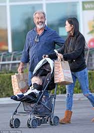 Gibson, 60, told the hollywood reporter about his own childhood during the director roundtable last month: Mel Gibson Grocery Shops With Wife Rosalind And Baby Lars Daily Mail Online