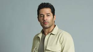 Şahabettin mert fırat (born 10 january 1981) is a turkish actor and screenwriter. Kefaret Mert Firat Sorularimizi Yanitladi Fox