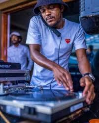 Motha has collaborated extensively with record producer dj maphorisa. Download Mp3 Kabza De Small Ollimag