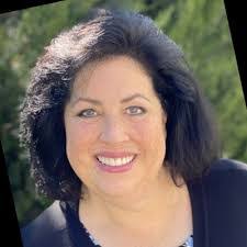 Sherrie Everett's Instagram, Twitter & Facebook