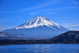 10 Awesome Facts About Mt Fuji Japan S Tallest Mountain Poppy In Japan