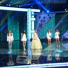 Solar, moonbyul, wheein and hwasa. Stream 151226 Mamamoo Feat Song So Hee After This Night Every Night 2015 Kbs Entertainment Awards By Headbangmoo Listen Online For Free On Soundcloud