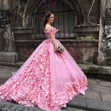 Kısa kısa saçlar birçok kadının favorisi haline geldi. Kina Sac Icin 24 Fikir Sac Gelin Sac Modelleri Dugun Sac Modelleri