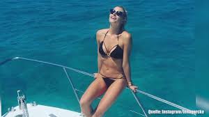 Latest on borussia monchengladbach goalkeeper yann sommer including news, stats, videos, highlights and more on espn. Lena Gercke Zeigt Ihr Sixpack