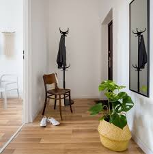 De l'éclairage aux rangements en passant par les accessoires déco, découvrez nos 39 conseils de pro pour vous aménager une entrée agréable et pratique ! Decoration Couloir 15 Inspirations Tendance A Decouvrir