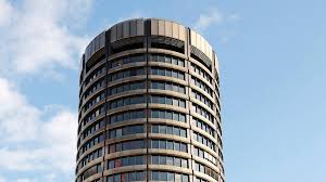 Die bank für internationalen zahlungsausgleich ( biz ) ist ein internationales finanzinstitut im besitz von zentralbanken, das die internationale monetäre und finanzielle zusammenarbeit fördert und als bank für zentralbanken dient. Biz Sorgt Sich Um Den Datenschutz Bei Facebook Co