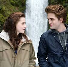 Pin By Ayse Ozkan On Twilight Twilight Pictures Robert Pattinson Twilight Twilight Saga