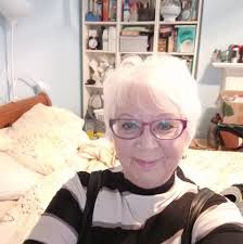 Quick question I don't normally do the beach but this time am bringing my  daughter with me to Tenby for a few days. Which part of the beach is the  best option