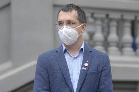 Ministrul sanatatii vlad voiculescu a fost demis de premierul florin citu, in urma discutiilor avute cu totodata, am decis demiterea din functia de secretar de stat la ministerul sanatatii a doamnei. Vlad Voiculescu Ministerul SÄƒnÄƒtÄƒÈ›ii SÄƒ Se Asigure CÄƒ InstalaÈ›iile De Oxigen Din Spitale Sunt Verificate Asta Ar Trebui FÄƒcut Urgent