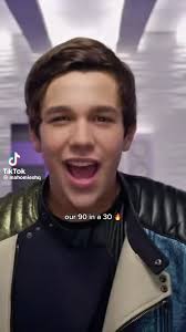 Cassie (@cassie86654)