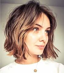 Shorter pieces work together with longer pieces to add bounce while retaining length as shown with this bob. Layered Bob For Thin Hair Bpatello