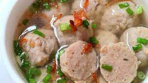 Daging yg digunakan dalam resep ini harus daging yg digiling halus. Resep Cara Membuat Kuah Bakso Sapi Super Sedap Lifestyle Fimela Com