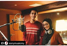 Pelakon utama drama meh sandar pada aku adalah gabungan antara mira filzah dan alif aziz. Meh Sandar Pada Aku Tamat Sudah Ep1 Afnan Tasneem Dgn Dr Syed Komen Anda Facebook