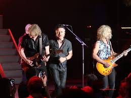 Nov 29, 2016 at 8:47 am after bernie leadon left the band in 1975, the eagles were don felder, don henley, joe walsh, glenn frey and randy meisner. Concert Review Don Felder Styx And Reo Speedwagon Live At The Greek Theater Rock And Blues Muse