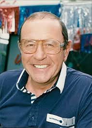 Remembering actor Mike Reid who would have been celebrating his 85th  birthday today. Frank Butcher in EastEnders, host of kids quiz Runaround  and had a chart hit with his version of The