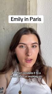 Review Phim Emily Paris