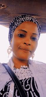 2025 has taught me a lesson already 👉we are being surrounded by fake  friends who can only support u when u are dead 😭