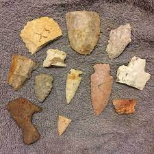 Jul 22, 2020 · the age of the earliest arrowheads found is around 65,000 years old when the bow and arrow technology was first introduced. Find A 12 000 Year Old Arrowhead With These 10 Tips