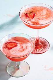 Chamomile Strawberry Gin Daisy Cocktail Recipe Recipe Strawberry Gin Strawberry Recipes Fruity Cocktails