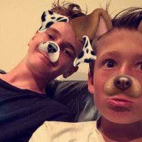 Ewan Reeves (@Ewan_03)