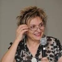 Emilie Hurst's Instagram, Twitter & Facebook