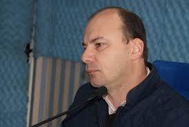 Se depender da minha opinião, o Vinicius Anziliero sai do governo”, diz  prefeito Schmidt