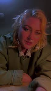 Emily Lowther (@emilylowther)