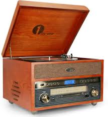 For filling up your family room with full and colorful audio. 7 Best All In One Stereo Systems With Turntables In 2021