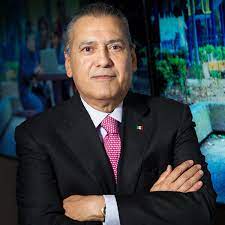 Manlio fabio beltrones comenzó su carrera política a los 16 años. Manlio Fabio Beltrones Rivera