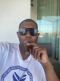 A normal day In every beautiful girl's inbox 📥 😂