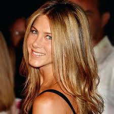 Image Result For Best Hair Color For Pale Skin Blue Eyes And Freckles Pale Skin Hair Color Jennifer Aniston Hair Hair Colour For Green Eyes