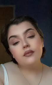 Heartbroken mother of British woman, 20, who died writhing in agony in a  Belgrade hospital after undergoing £2,500 weight loss surgery in cut-price  Turkish clinic sobs: 'By the time I found out