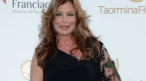 Kelly lebrock was born in new york and raised in london. Remember The Movie Weird Science Here S Where The Cast Members Are Today