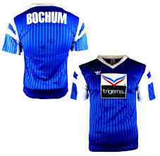 Der vfl bochum (verein für leibesübungen bochum 1848) entstand 1938 durch die fusion dreier bochumer sportvereine, nämlich des turnvereins bochum 48, von germania 06 und des tus bochum, wobei die ursprünge des turnvereins bis auf das jahr 1848 zurückreichen. Adidas Vfl Bochum Trikot 1990 91 Trigema Heim Blau Herren S M L Xl Xxl Gunstig Online Kaufen Bestellen Shop Spieler Trikot De Marktplatz Retro Vintage Fussball Trikots Von Superstars