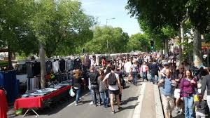 Brocante (ou vide dressing) chez un particulier. Le Plus Grand Marche De France Avis De Voyageurs Sur Le Marche D Arles Arles Tripadvisor