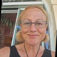 50+ "Sarah Minter" profiles