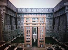 Inaugurés en 1983, les espaces d'abraxas sont un ensemble de trois bâtiments d'habitation. Hunger Games At Espaces Abraxas