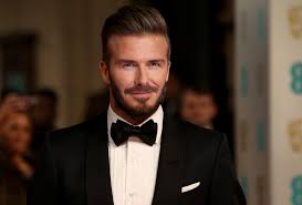 Welcome to the official david beckham facebook page. David Beckham Nach Diesen 6 Regeln Wahlt Er Seine Anzuge Aus Gq Germany