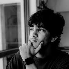 Andre Feldman's Instagram, Twitter & Facebook