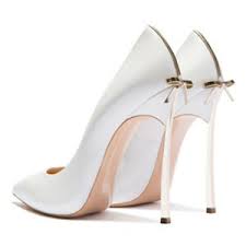 Pumps in weiss i der perfekte schuh für die hochzeit riesen auswahl superschnelle lieferung versand schon ab 0,00 € kauf auf rechnung ►jetzt hier weisse pumps bestellen! Damen Weiss High Heels Damenschuhe Pumps Spitze Zehe Hochzeit Braut Einfach Neu Ebay