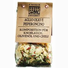 Pelate gli spicchi di aglio, divideteli a metà 2 e togliete l'anima (la parte verde centrale di. Gewurzmischung Aglio Olio E Peperoncino 100 Gr Casale Paradiso Gunstig Kaufen Ebay