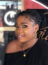 Naomi jay (@OlarewajuNaomi)