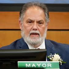 Rick Bonilla☮️ (@RickBonilla)