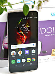 Technik: Das Alcatel Idol 4s im Test.