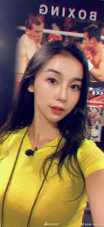 美翻了！篮球女主播张曼源身材超赞_新浪图片