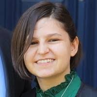 Kelli Pitts's Instagram, Twitter & Facebook