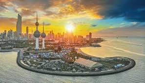 بدأت حركة التعليم في الكويت مع تأسيس المدرسة المباركية ثم أخذت هذه الحركة بالتوسع مع زيادة إقبال المواطنين على التعليم، وبعد نجاح مسيرة التعليم بدأت دوائر المعارف تحدد. Ø§Ù„ÙƒÙˆÙŠØª Ø«Ø§Ù†ÙŠ Ø£Ø¹Ù„Ù‰ Ø­Ø±Ø§Ø±Ø© ÙÙŠ Ø§Ù„Ø¹Ø§Ù„Ù…