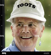 Elizabeth frances hi-res stock photography and images