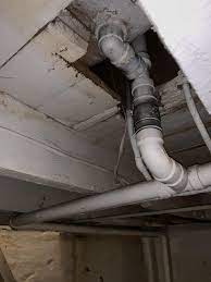 Using a snake on a bathtub trap. No P Trap I M Confused I Bought A 100 Year Old Home And Renovated It The Bathroom Was Not Renovated At All So It Was Like This When We Moved In Strange Smell